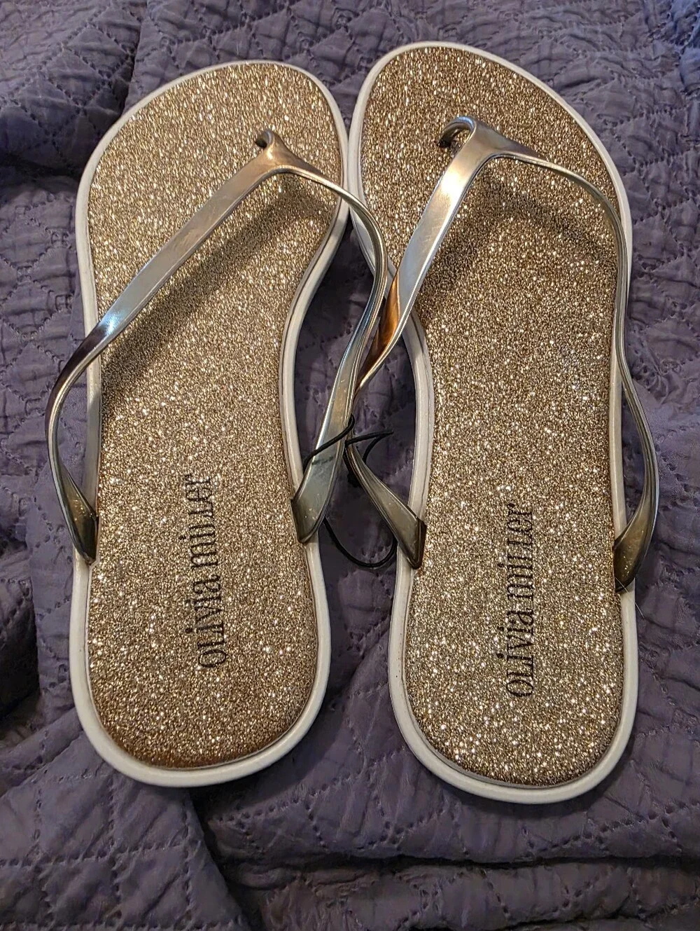 Olivia Miller Gold Glitter Benonia Flip Flop Sandels